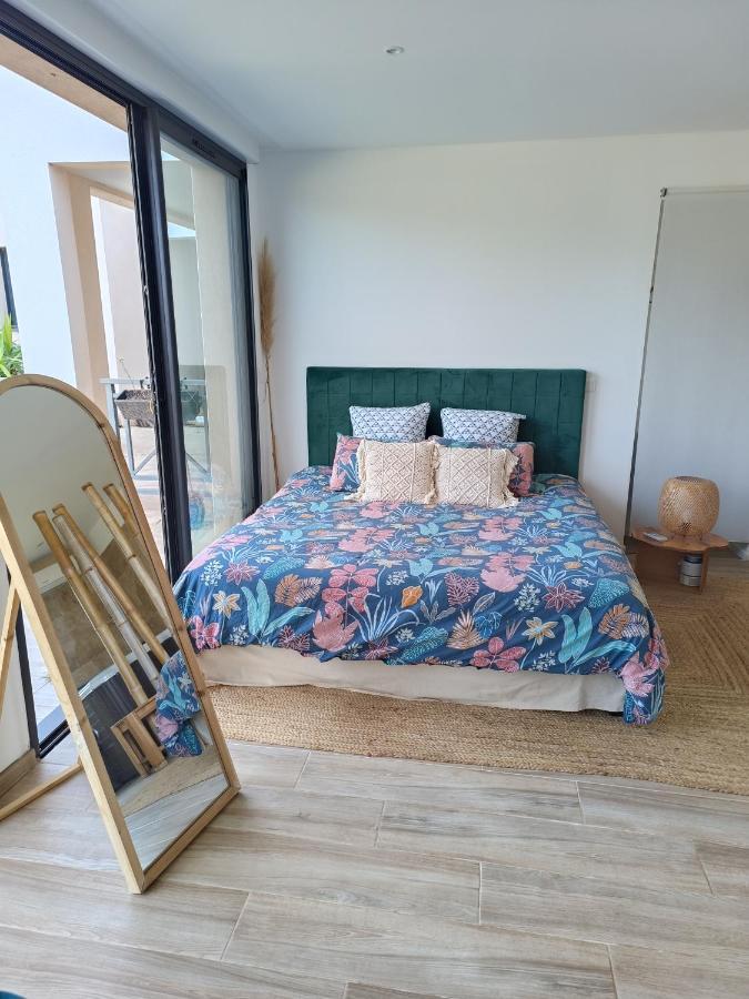 Le Pavillon Des Pivoines Bed and Breakfast Ιέρ Εξωτερικό φωτογραφία
